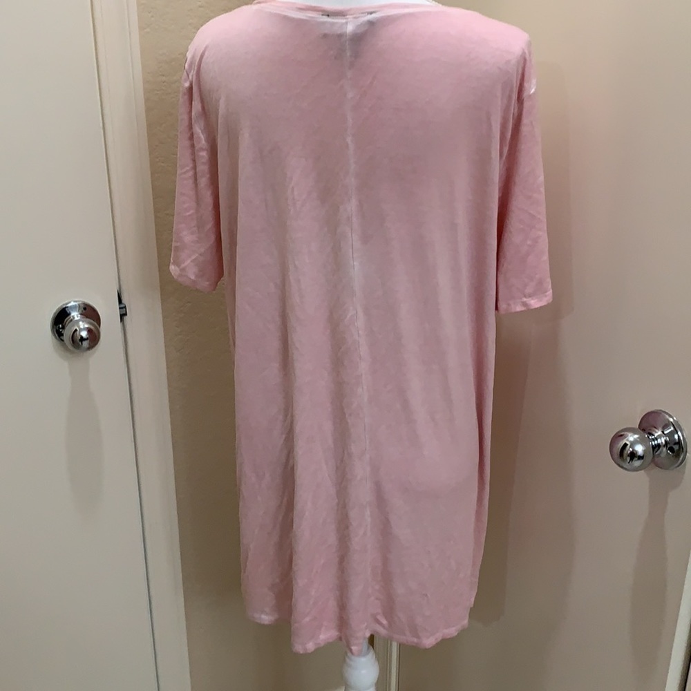 F21 plus high low top - Picture 5 of 7
